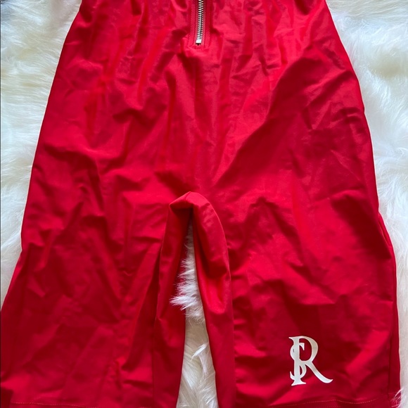 Cute and sexy romper - Picture 3 of 5